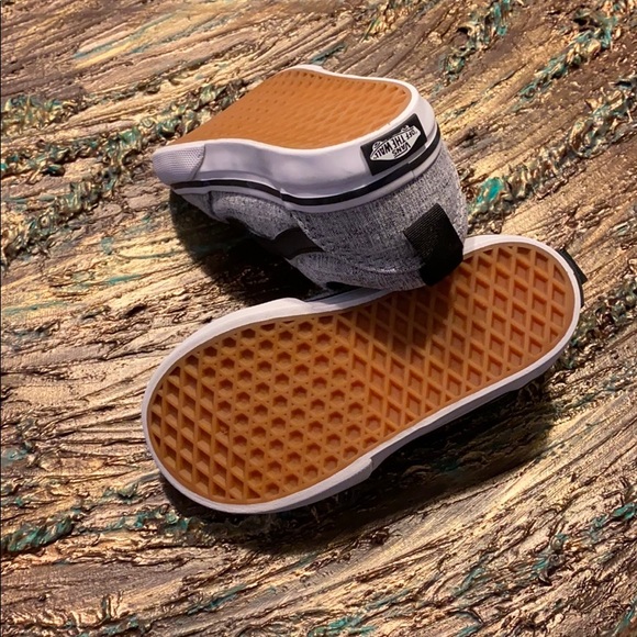 Vans Toddler size 7.0 Mint condition Ward Slip on - Picture 3 of 8